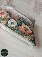 Декоративный гобеленовый чехол для интерьерной подушки Странник 38*38