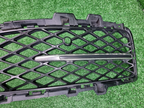 Решетка переднего бампера Genesis G80 (2020-2024)