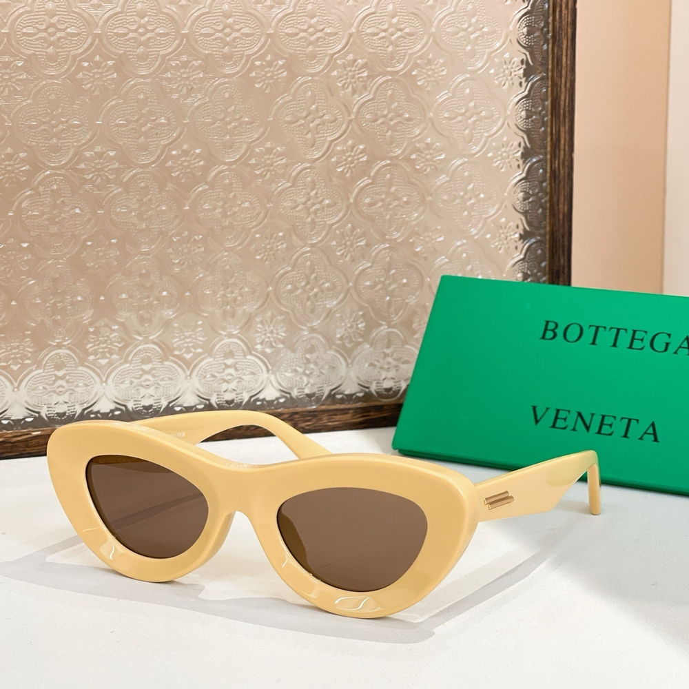 Bottega Veneta Glasses