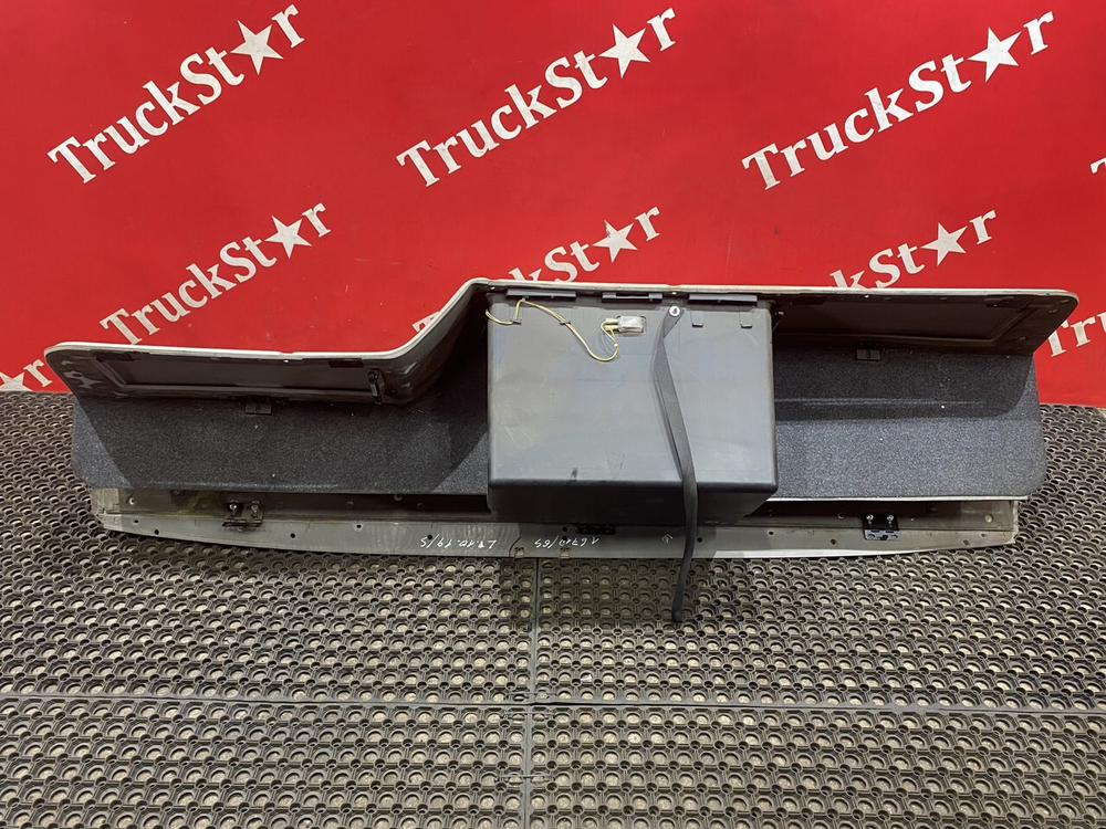 Консоль кабины верхняя 2019г