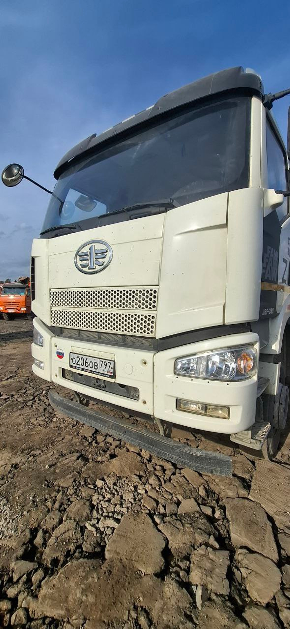 TIGARBO 6936* на шасси FAW CA 3250 6x4 Автобетоносмеситель 69366P (Дизельный, 11,1 л, 390 л.с., МТ)