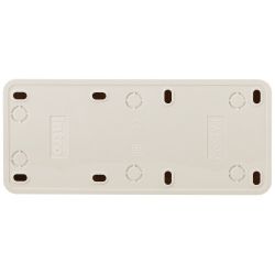 Розетка Intro Quadro 2-206-02 с заземлением трехместная 3х2P+E, 16А-250В, IP20, ОУ, слоновая кость
