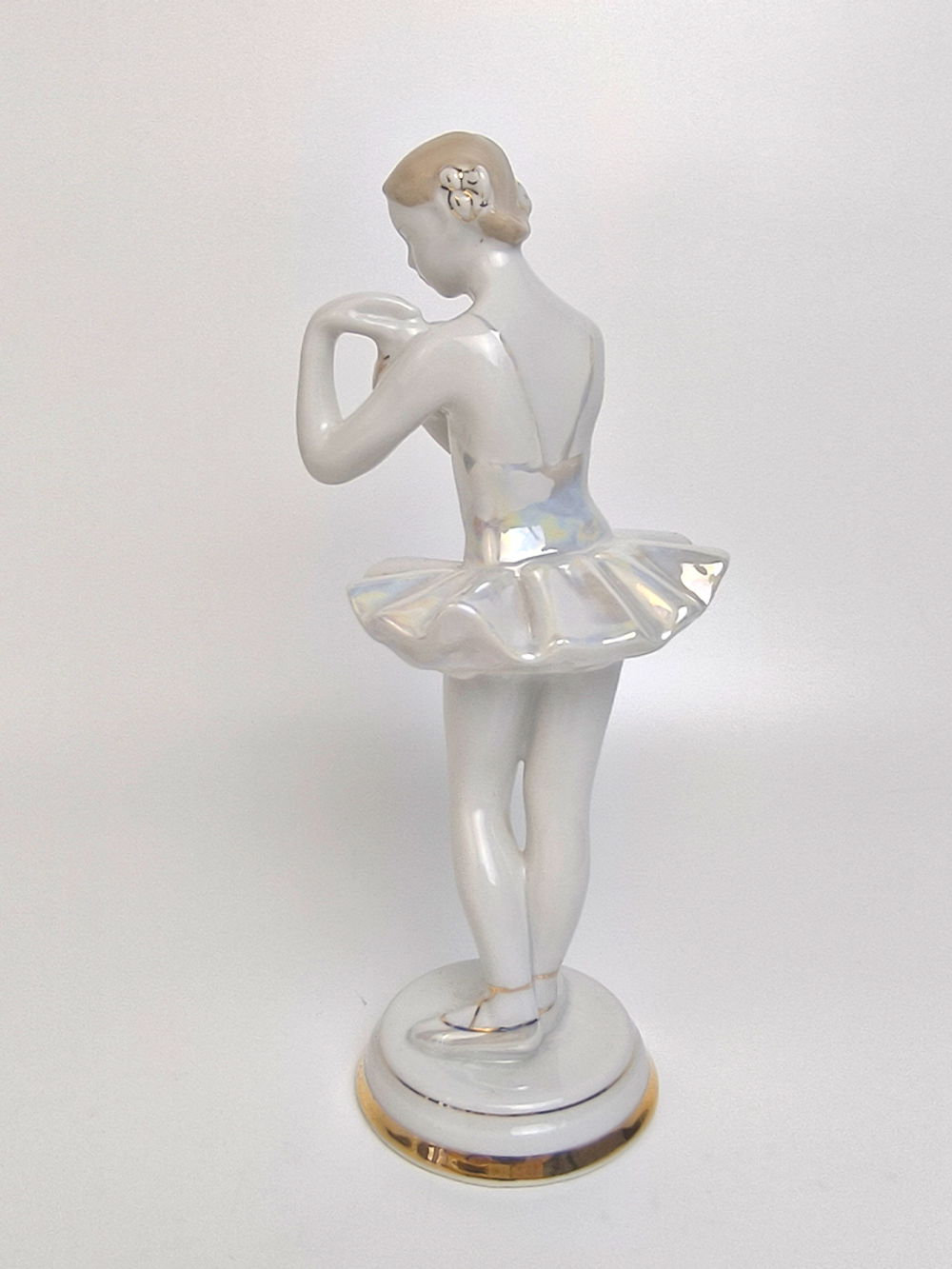 Фарфоровая статуэтка "Балерина с Цветком" ДФЗ Вербилки