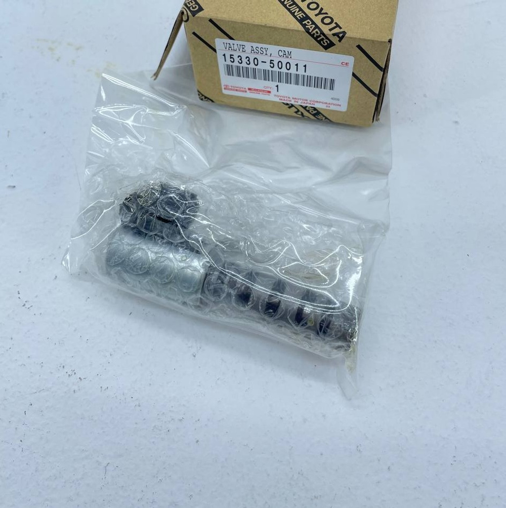 Клапан VVT-i правая 15330-50011 1533050011
