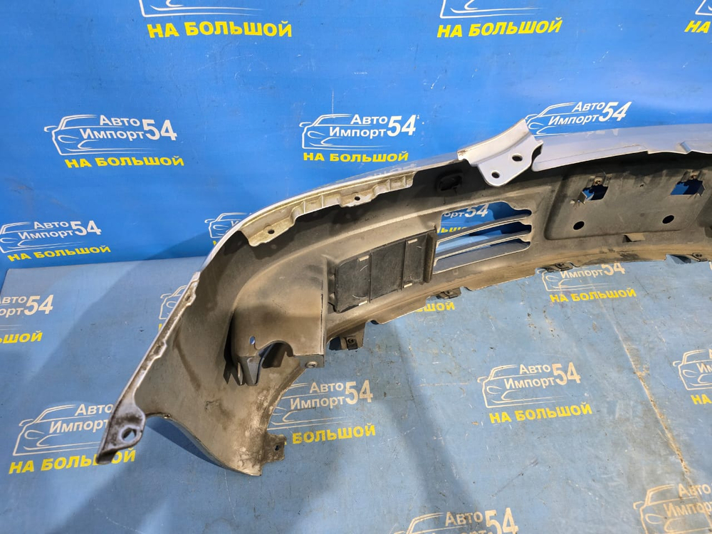 Бампер передний TOYOTA CROWN 2003-2005