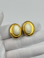 Клипсы с кремовыми кабошонами Givenchy