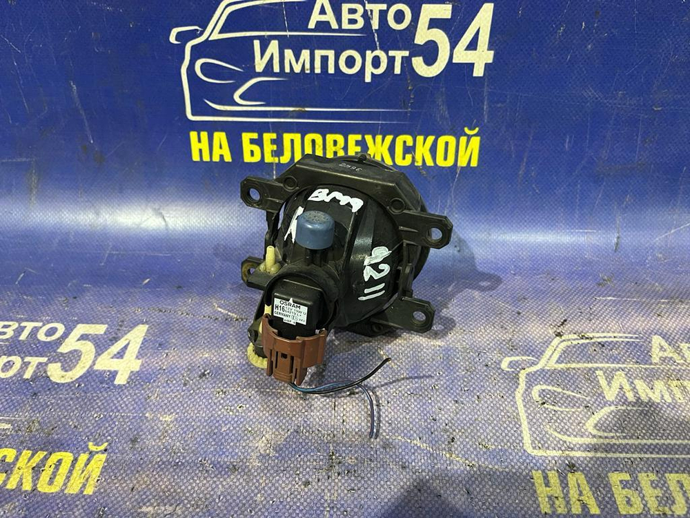 Туманка правая SUBARU LEGACY 2012-2014