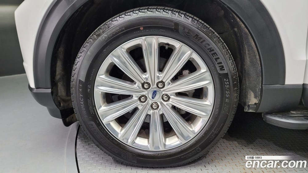 Ford Explorer 6 Generation 2.3 Limited 4WD (08.2022)