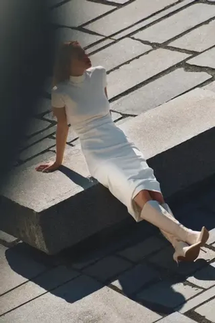 ZARA ПЛАТЬЕ МИДИ ИЗ ЭЛАСТИЧНОГО ТРИКОТАЖА, ЭКРЮ