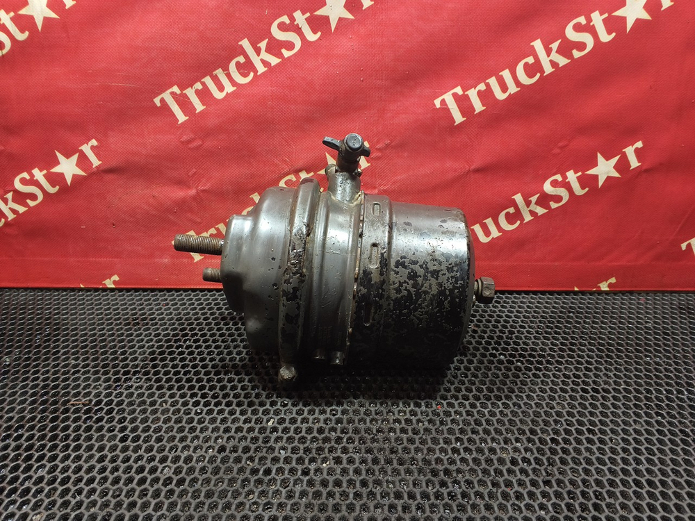 Энергоаккумулятор тормозной передний