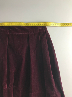 Юбка бархатная, визуально на 44/46 размер