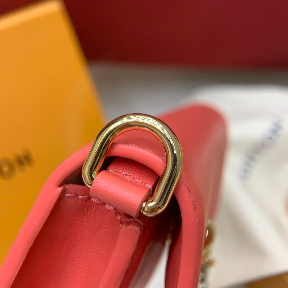 Louis Vuitton Wallet On Chain LV Bloom