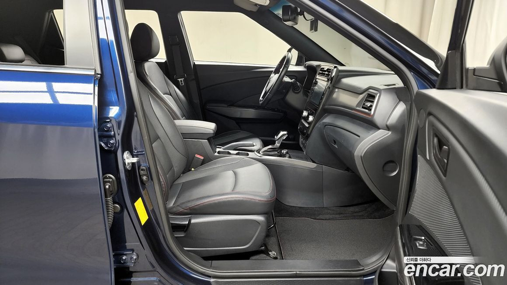 KG Mobility (Ssangyong) Very New Tivoli Бензин 1.5 2WD (08.2020)