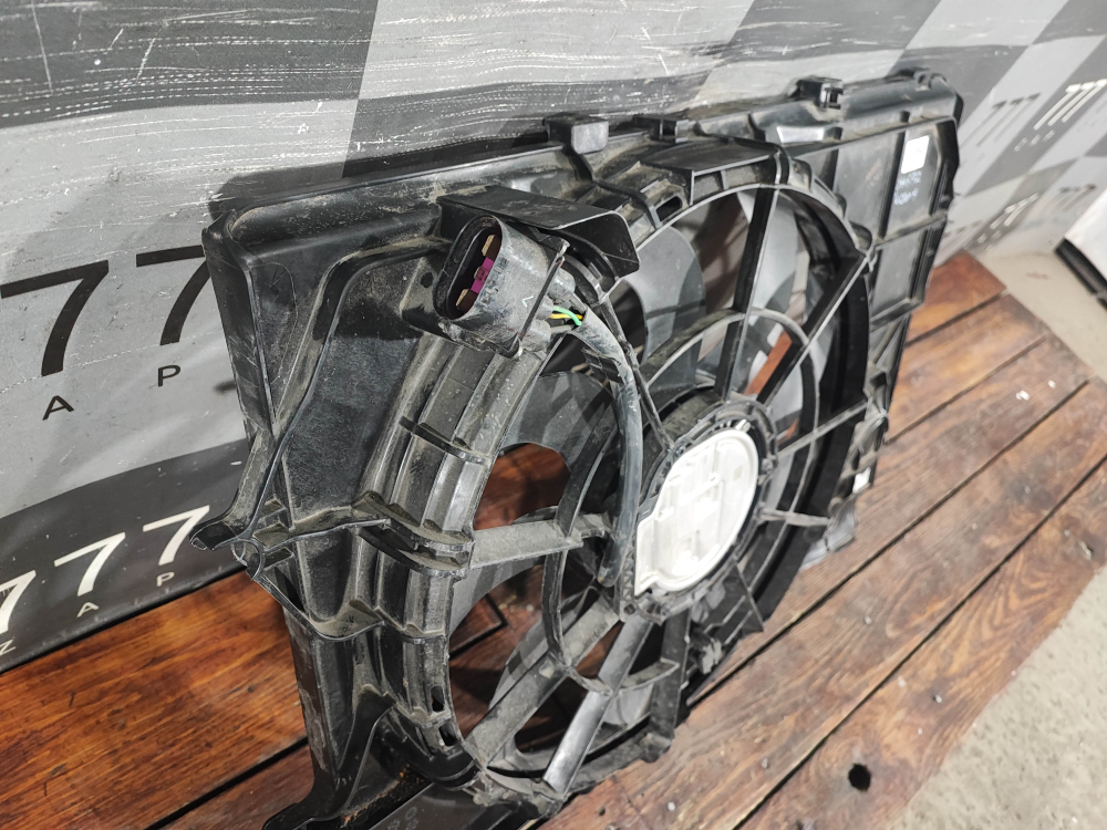 Диффузор с вентилятором Hyundai Tucson 4 20-нв Б/У Оригинал 25380N9600