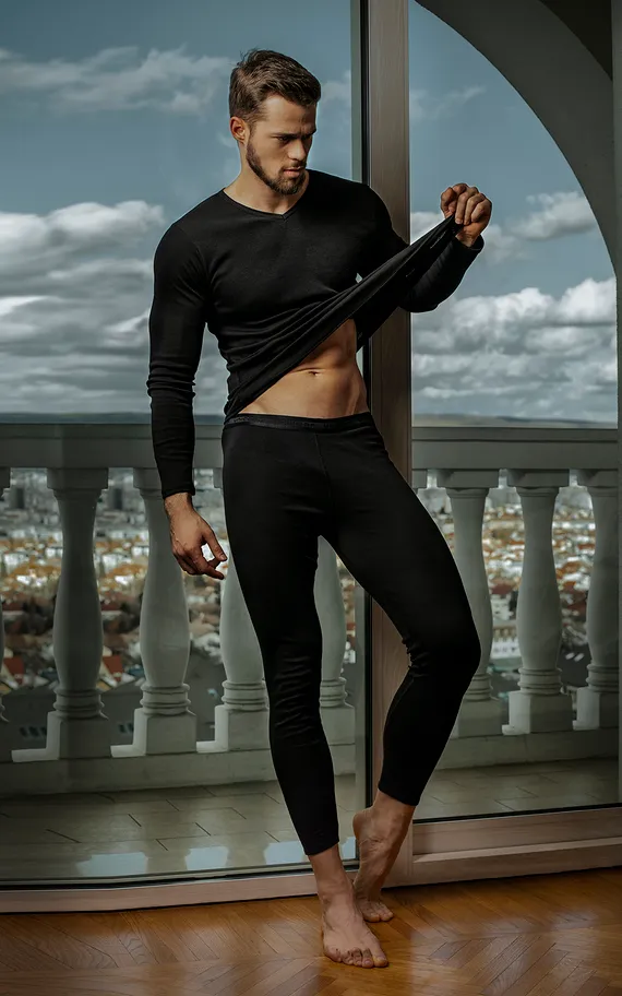 Мужская футболка EB32 Черный