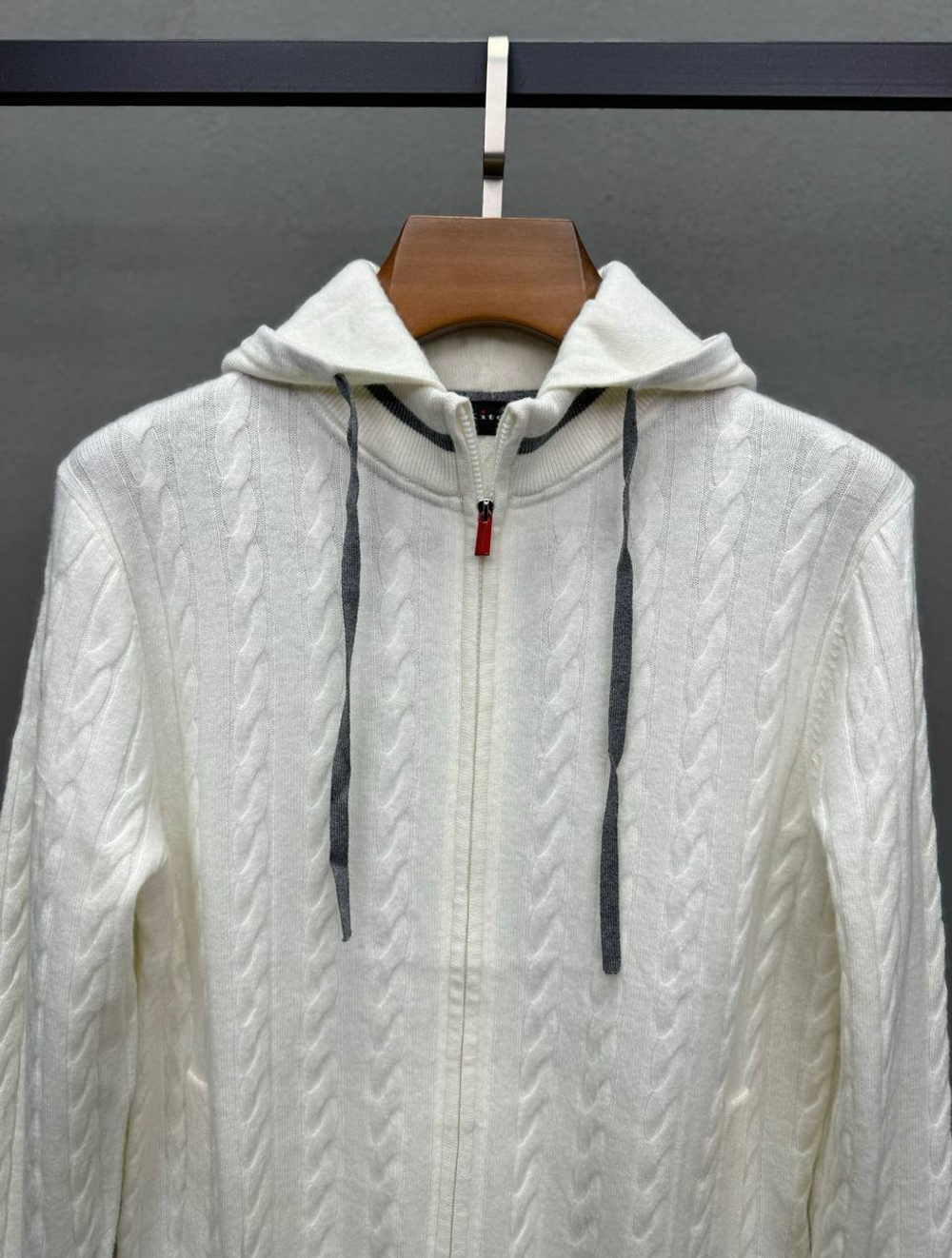 Кардиган Kiton