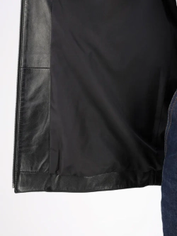 Кожаная куртка демисезонная с капюшоном