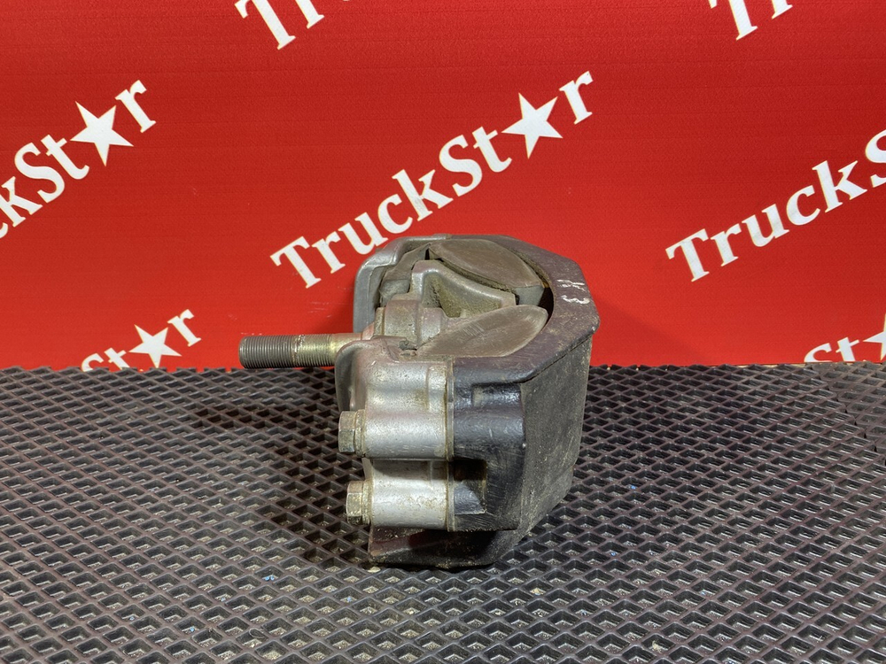 Подушка двигателя задняя 2017г