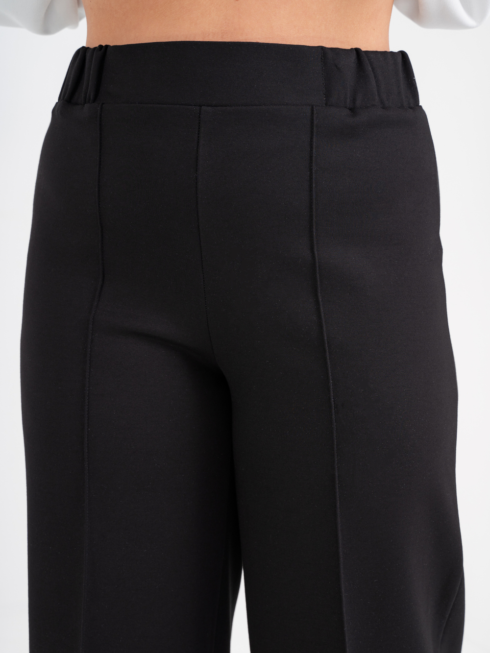 Брюки широкие с застроченной стрелкой чёрные Wide leg