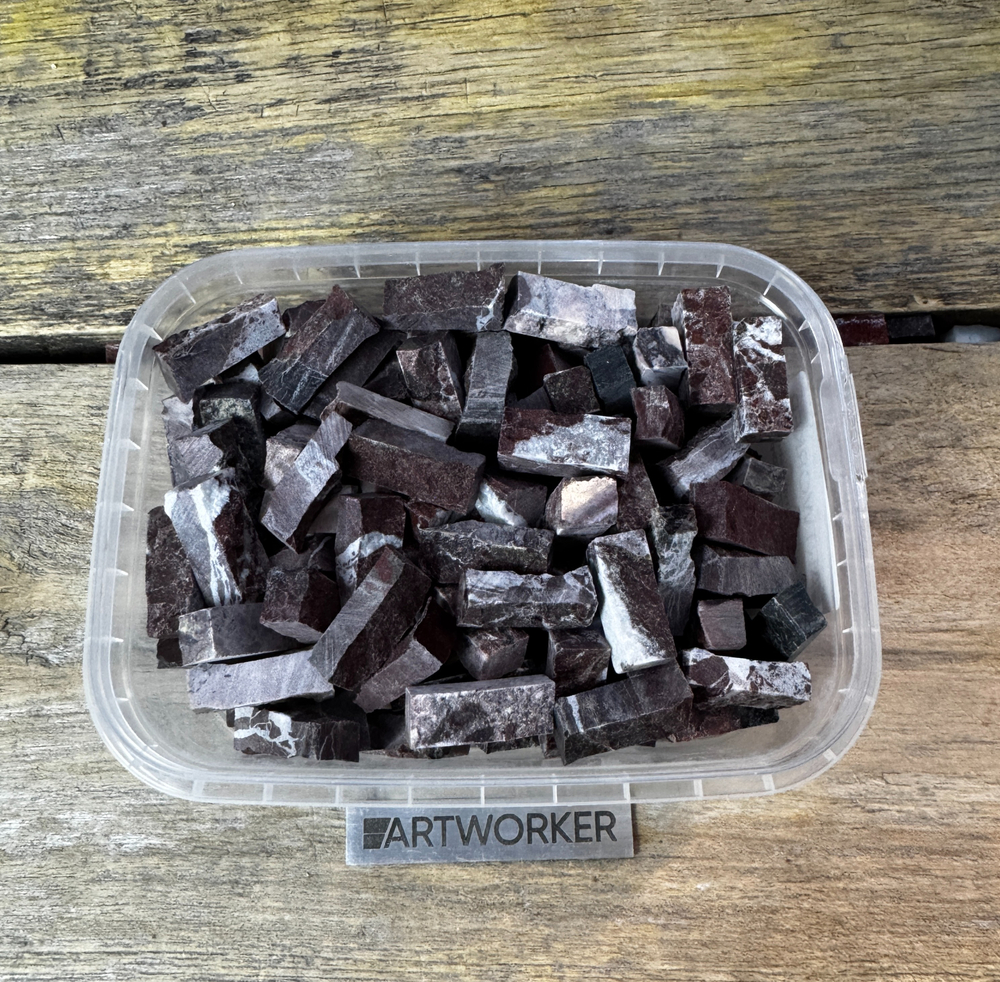 Колотый натуральный камень NS379, 350гр