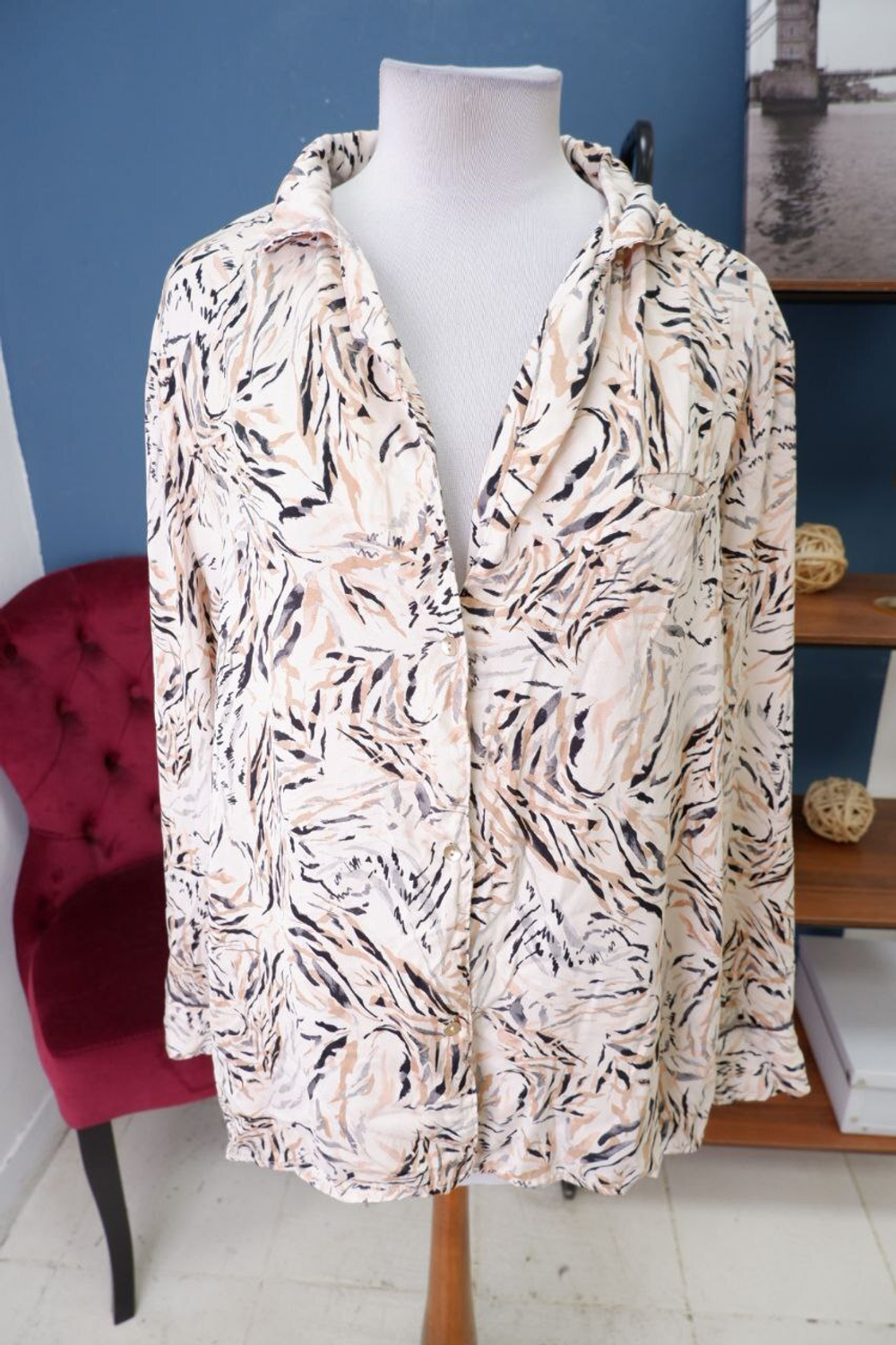 Блузка Primark красивая 50 размер