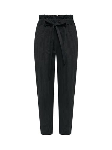 Брюки бананы черного цвета в полоску AW/25