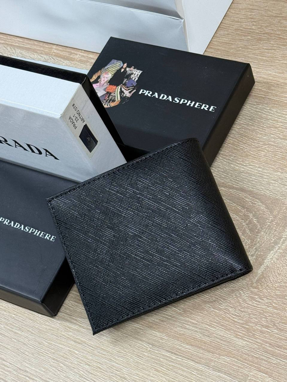 Бумажник Prada