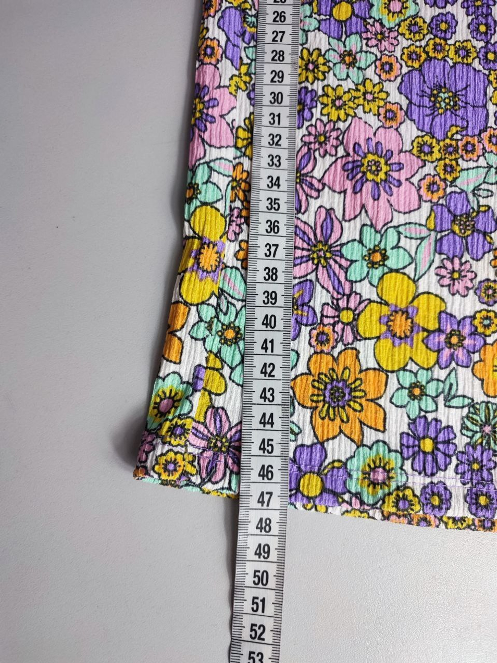 Брюки DeFacto с цветами на 7-8 лет