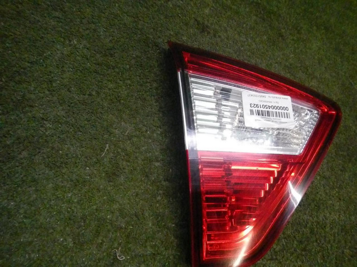 Фонарь левый внутренний Nissan Terrano (2014-2022)