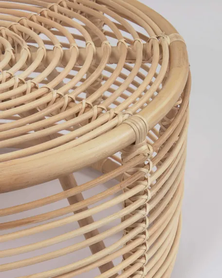 Журнальный столик Koana из ротанга Ø65 см