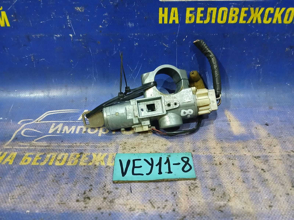 Замок зажигания NISSAN AD 2001