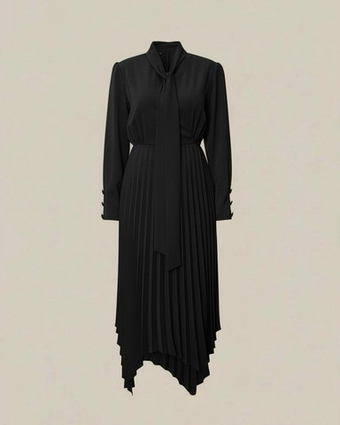 Платье "Роковая" в черном