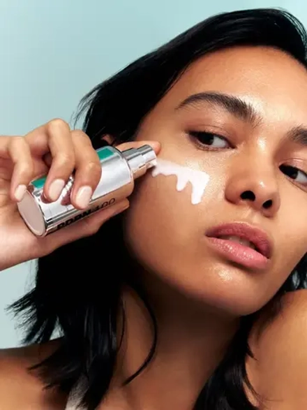 VT Cosmetics Укрепляющая эссенция с ПДРН для сияния кожи PDRN Essence 100 30 мл