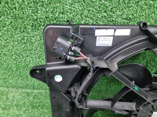 Диффузор с вентилятором Hongqi HS5 (2019-н.в.)