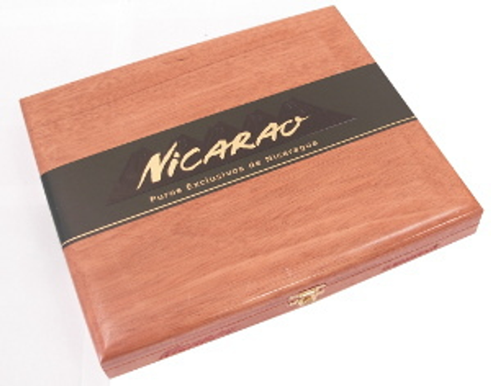 Nicarao Exclusivo Salomon