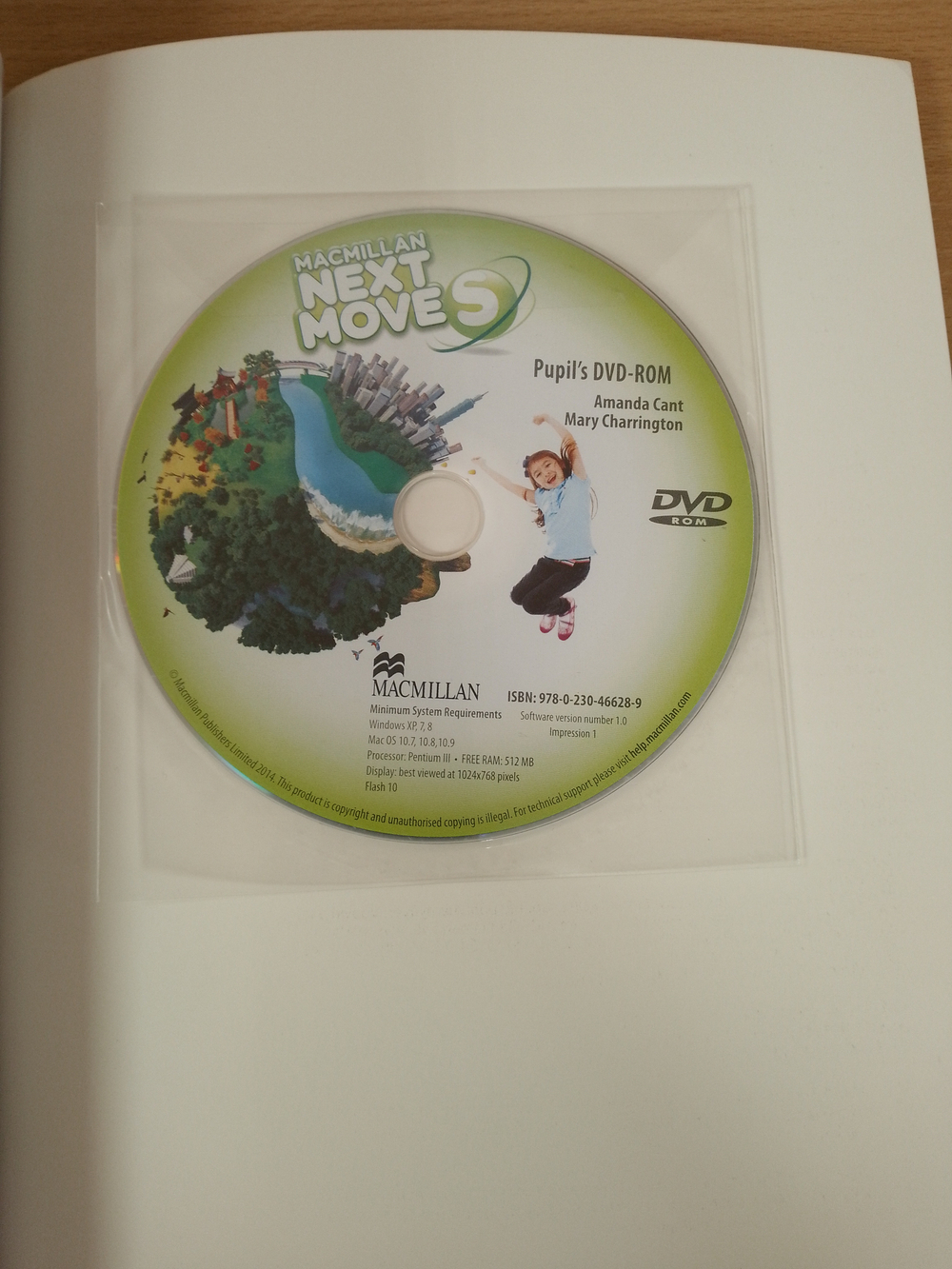 Next Move British English Starter Level Student's Book + DVD