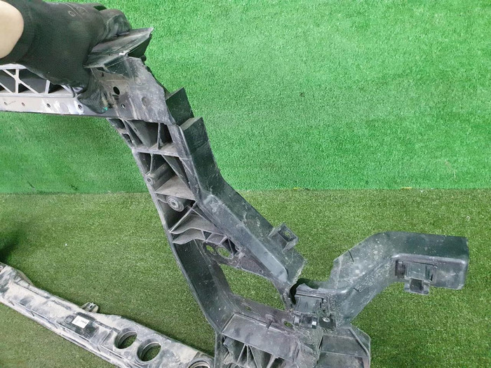 Телевизор Hyundai Santa Fe 4 TM (2020-2024)