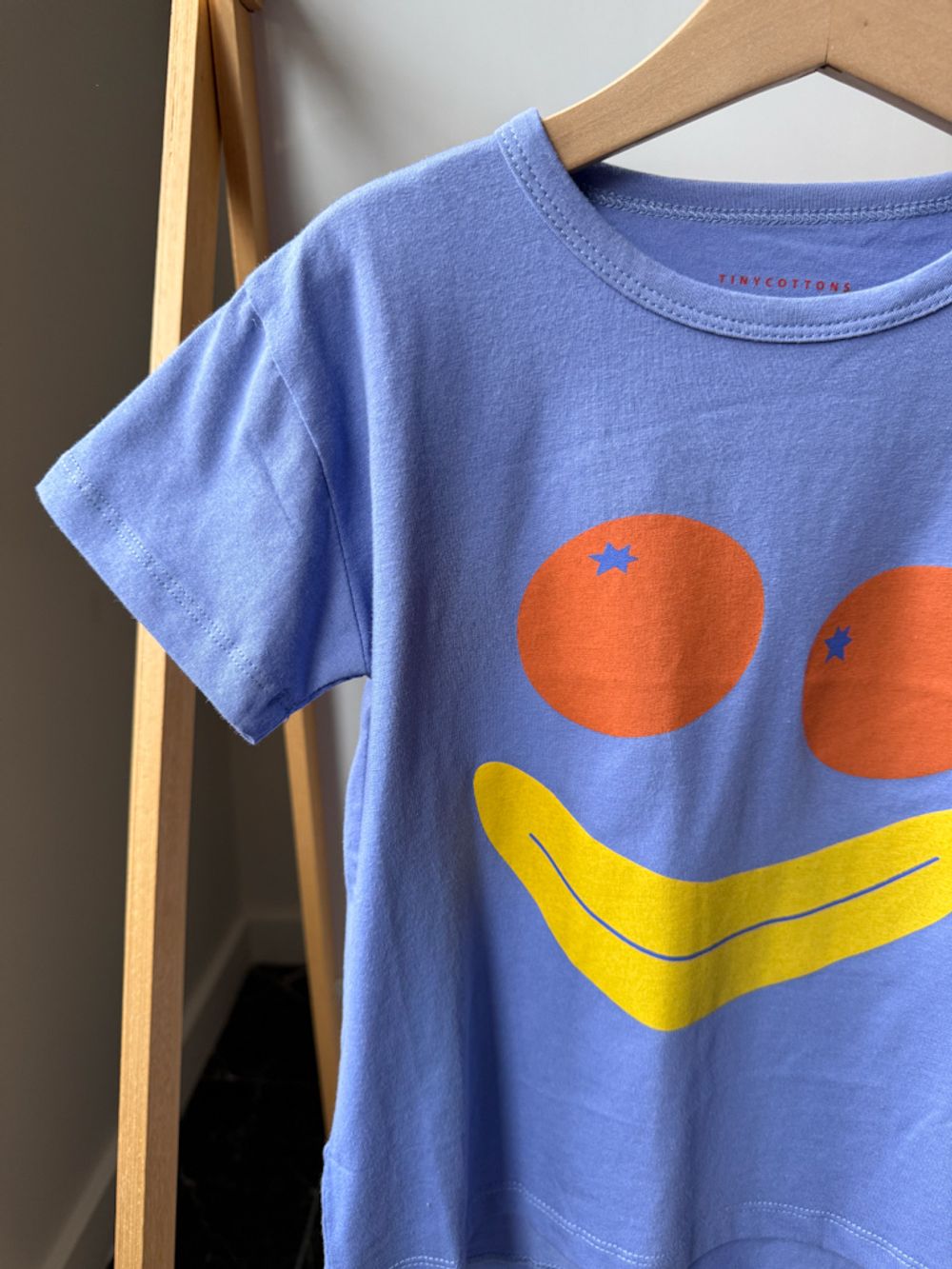 Новая хлопковая футболка Tinycottons, 104