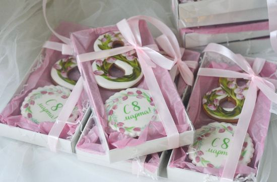 Набор пряников 2-х шт на 8 марта