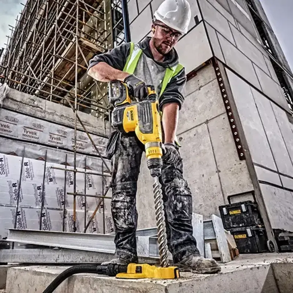 DeWalt DCH733N бесщеточный перфоратор (без АКБ и ЗУ)