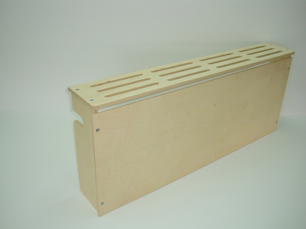 Экран радиатора отопления для тактильно-развивающих панелей