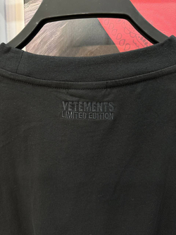 Футболка Vetements