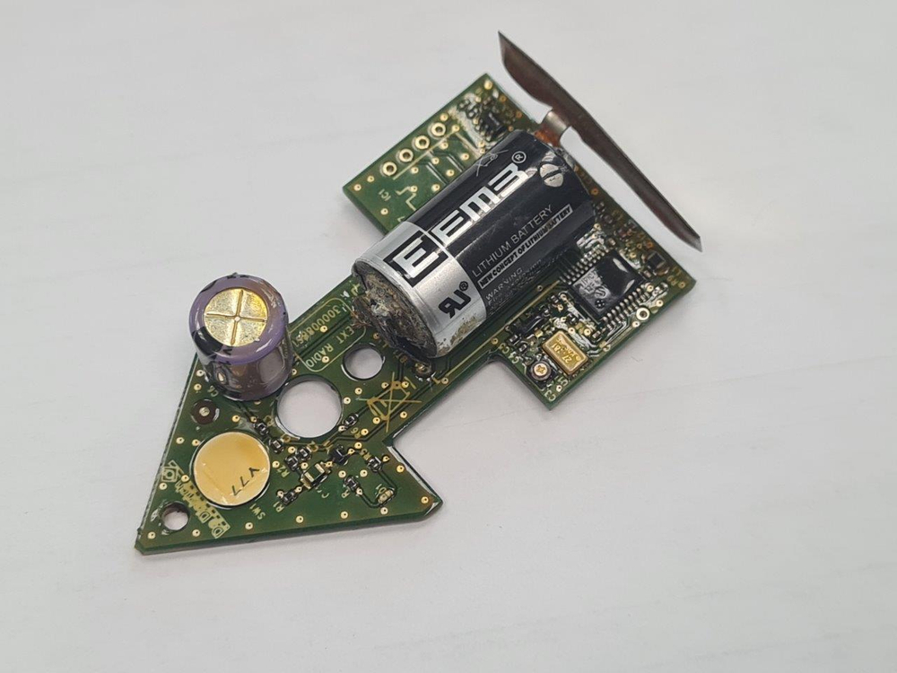 Ремонт батареи EEMB охранной системы