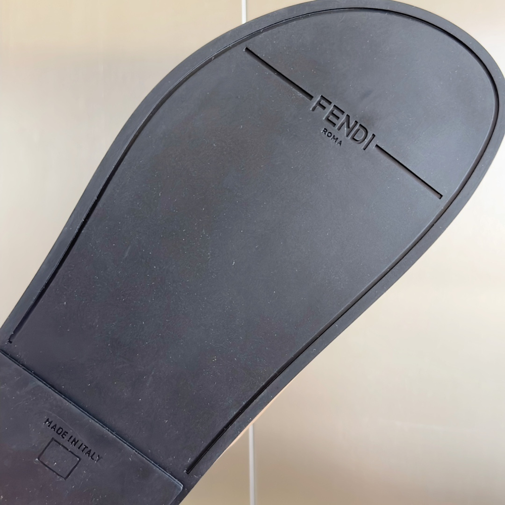 Fendi Feel Slides