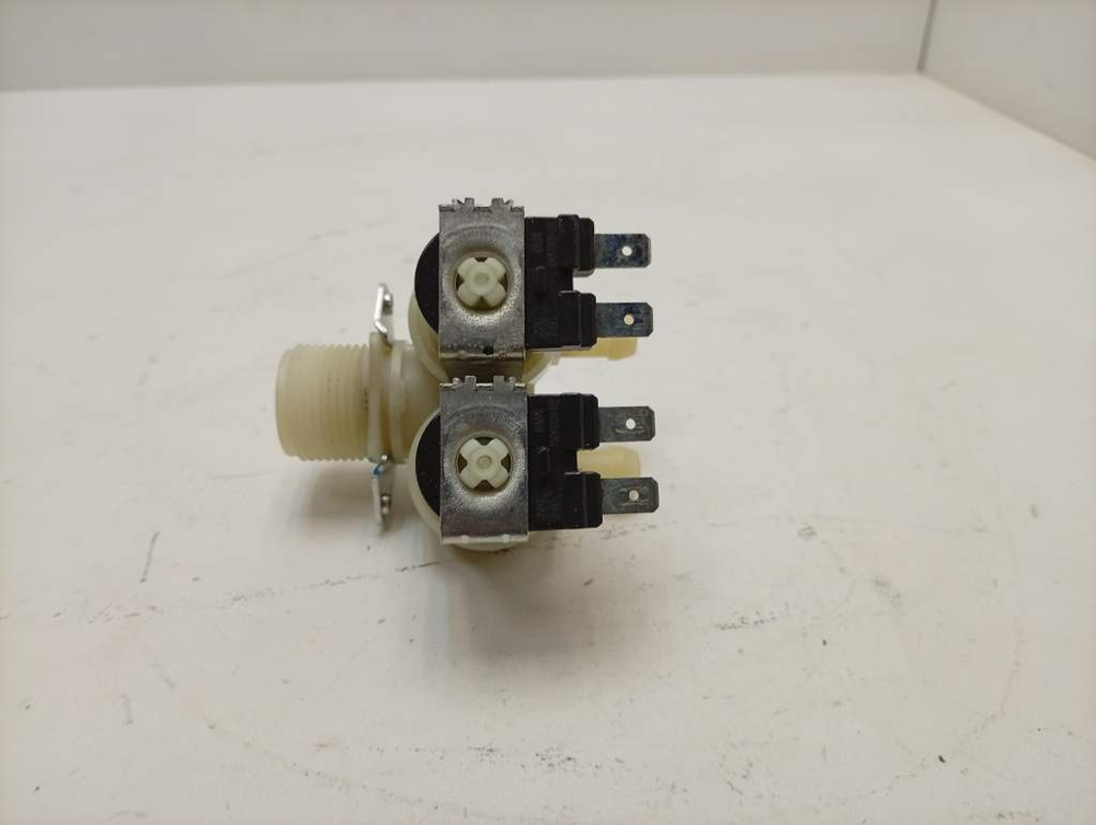 WHB1038 кт29 Клапан подачи воды к стиральной машине Hansa 1017410 б/у