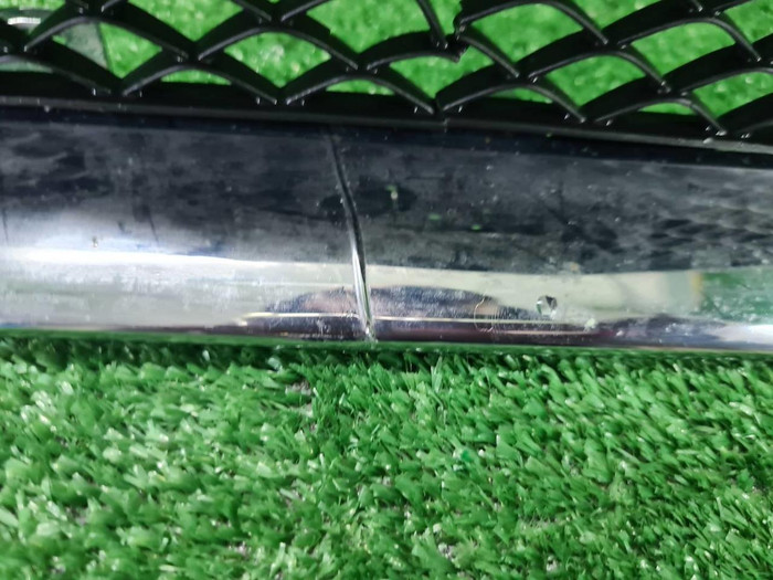 Решетка переднего бампера Mercedes Е W212 (2013-2016) AMG