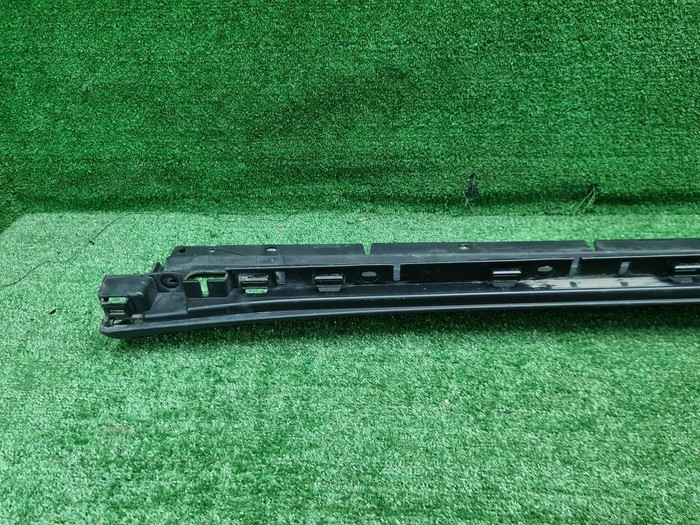 Накладка порога левая Porsche Cayenne 958 2 10-18