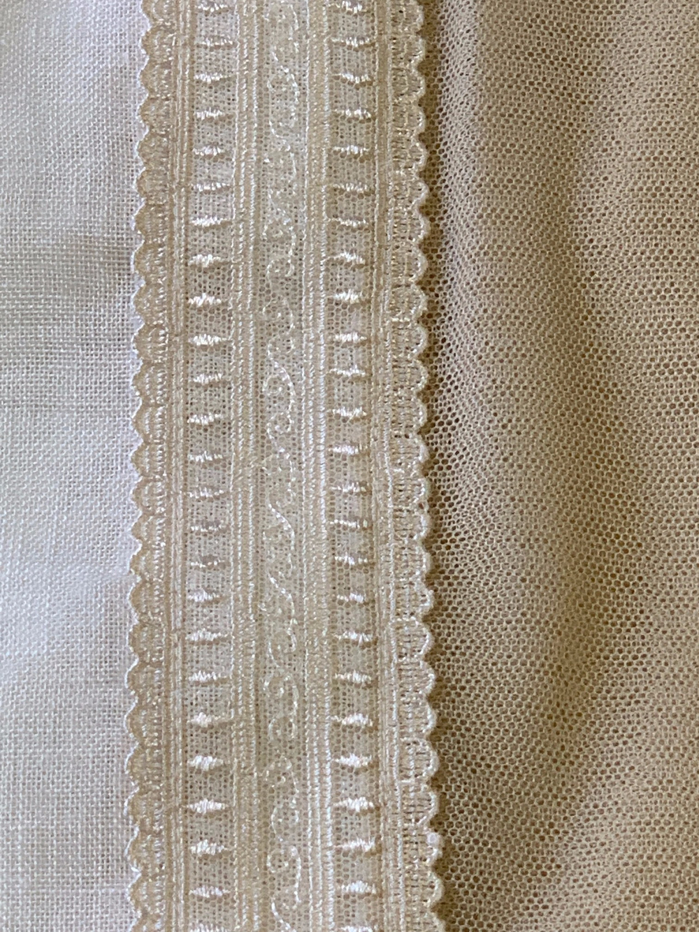 Набор скатертей 2шт 170х280 и 120х220 и 12 салфеток Gamba 1022 Bordina Panna шампань