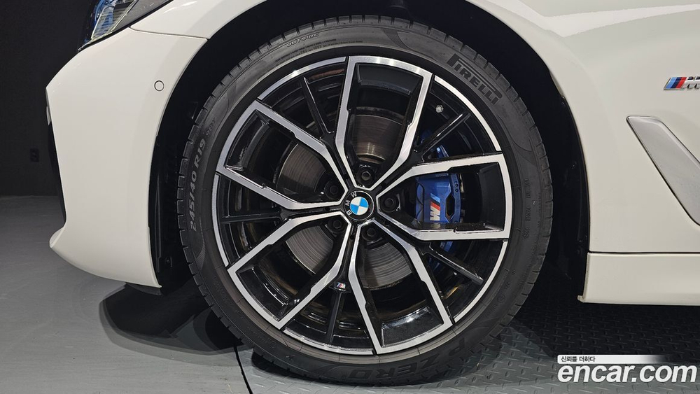 BMW 5 Series (G30) 530i M Sports (02.2023)