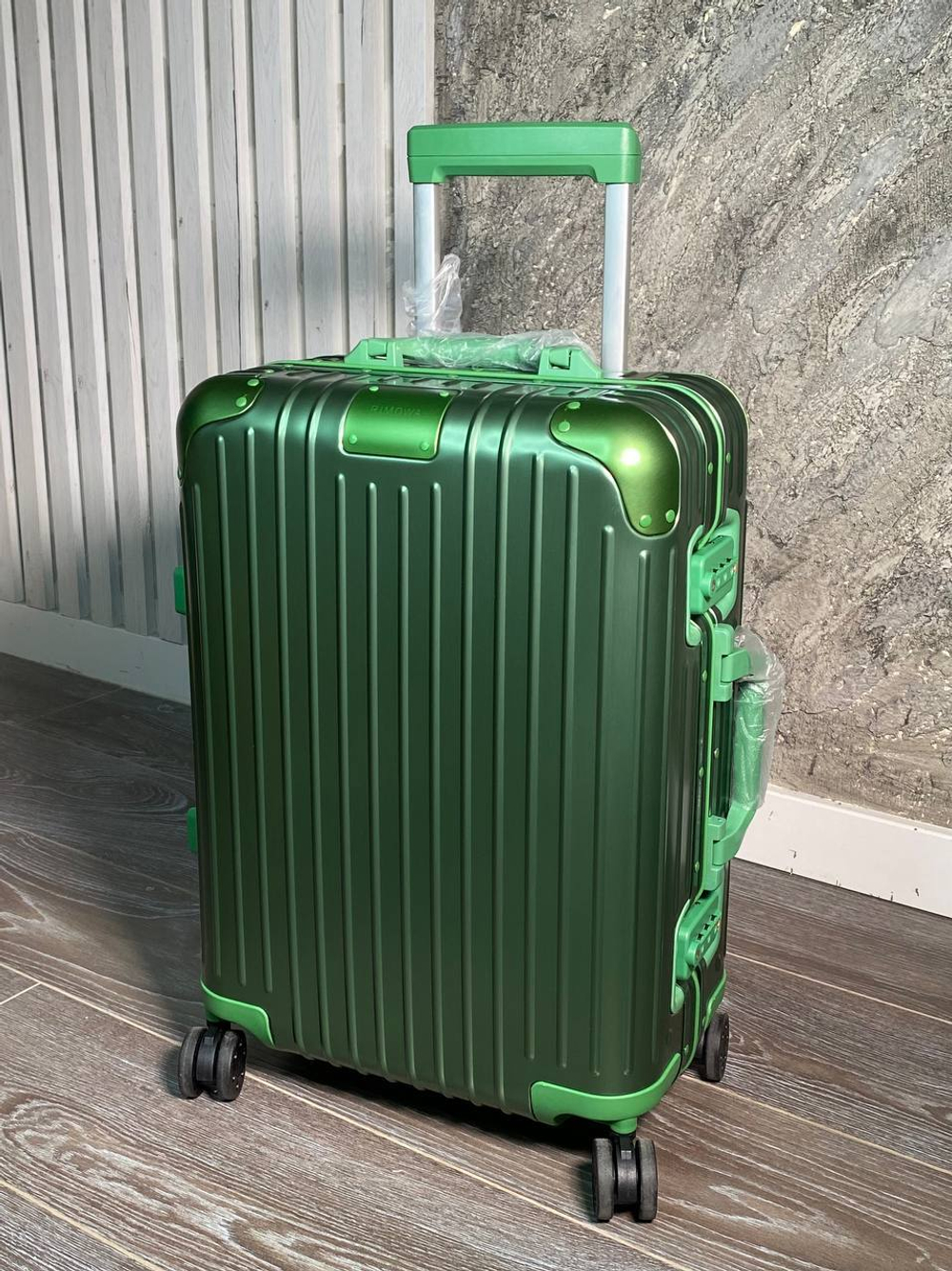 Чемодан Rimowa, арт. 477518312
